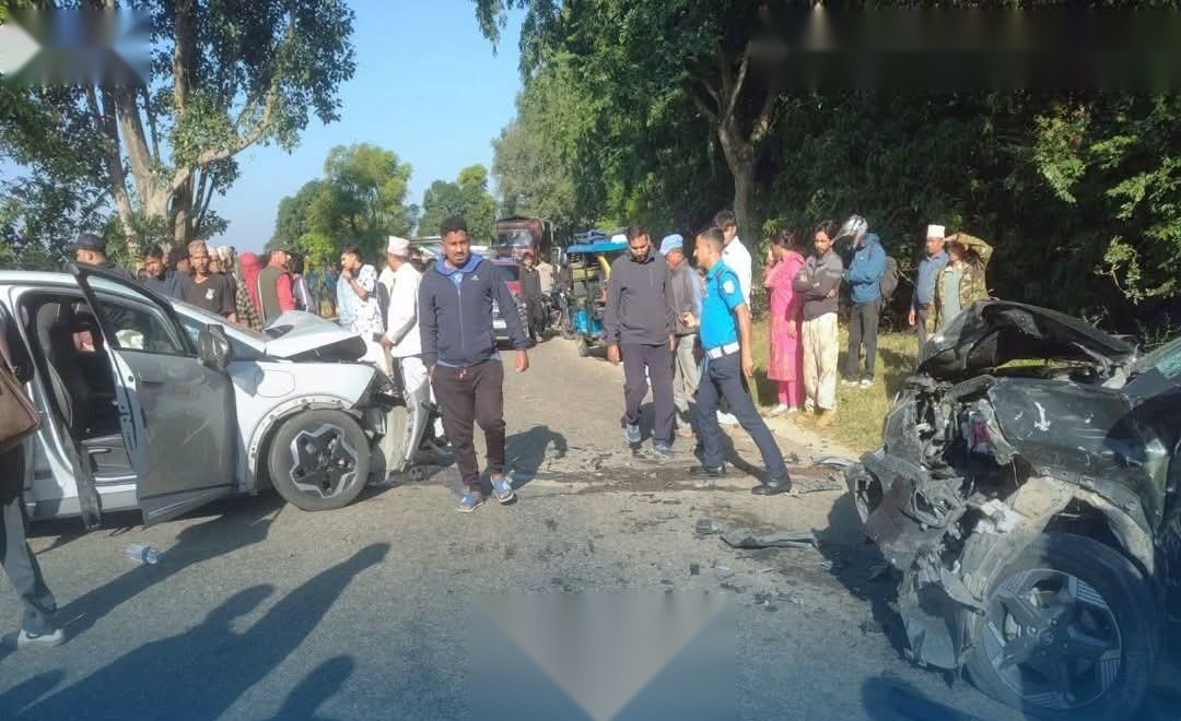 बाँकेमा दुई कार ठोक्किँदा एक जनाको मृत्यु, ६ घाइते